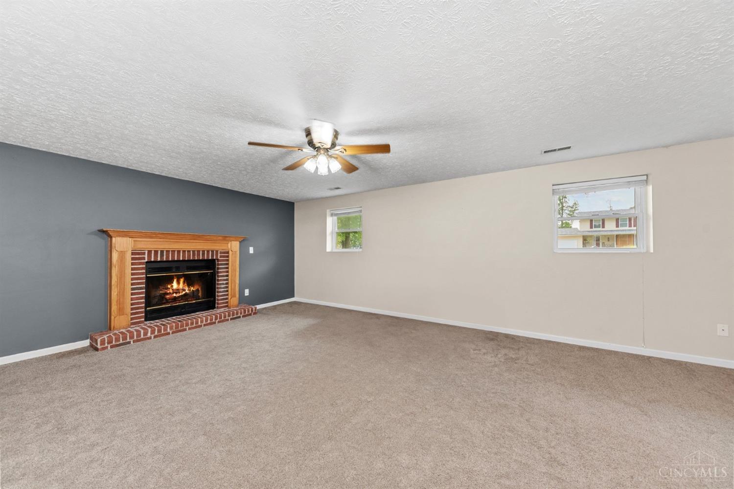 122 Aaron Drive
