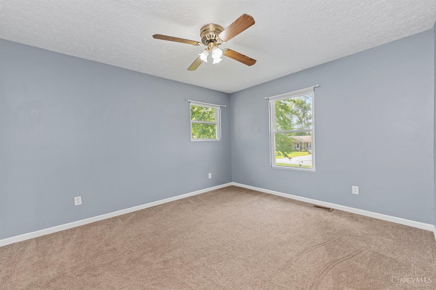 122 Aaron Drive