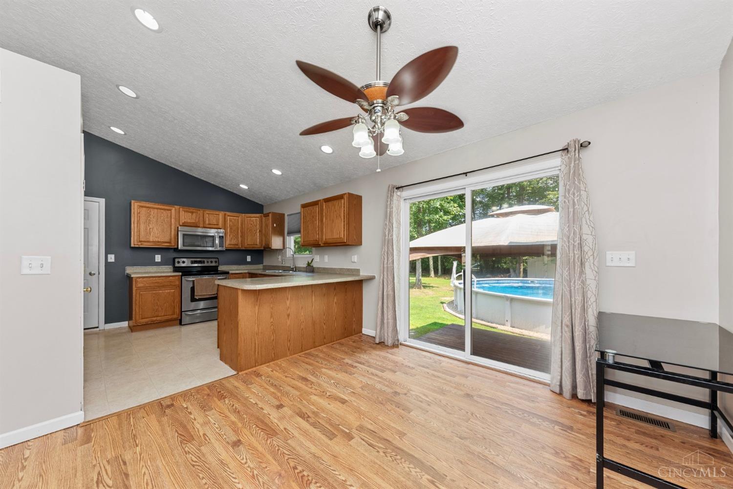 122 Aaron Drive