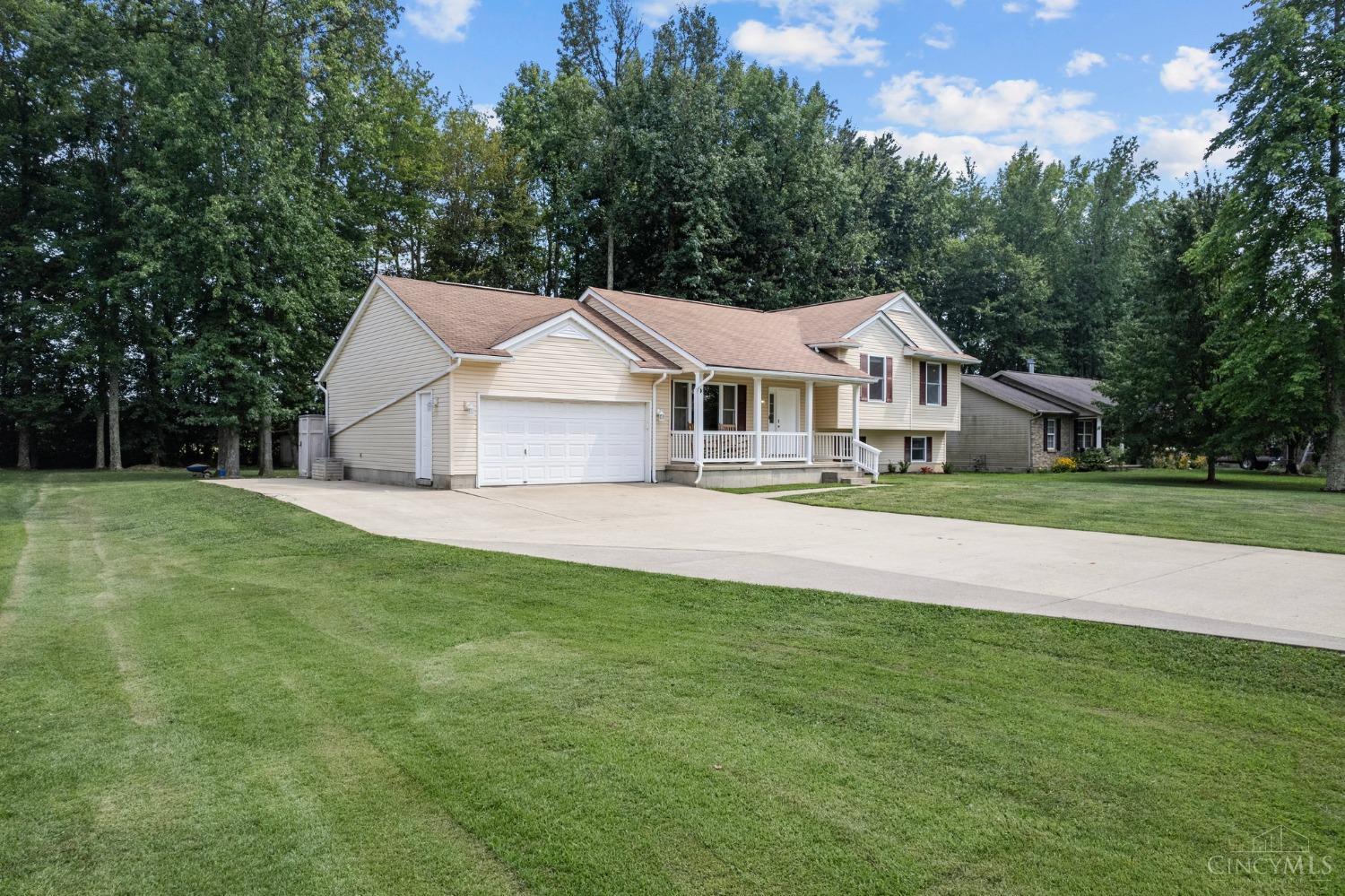 122 Aaron Drive