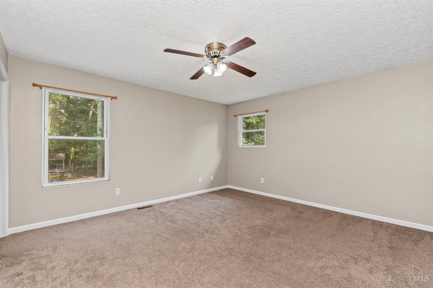 122 Aaron Drive