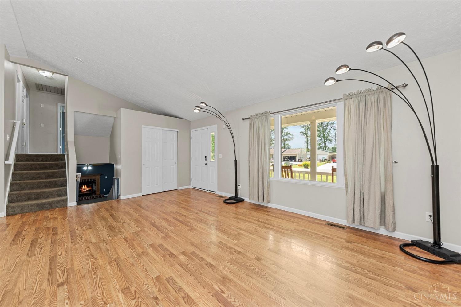 122 Aaron Drive