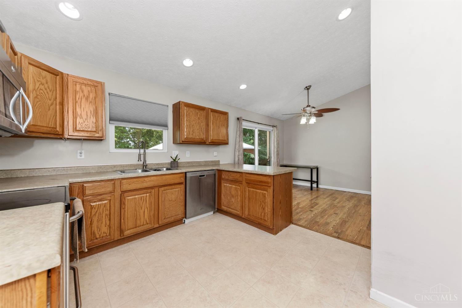 122 Aaron Drive