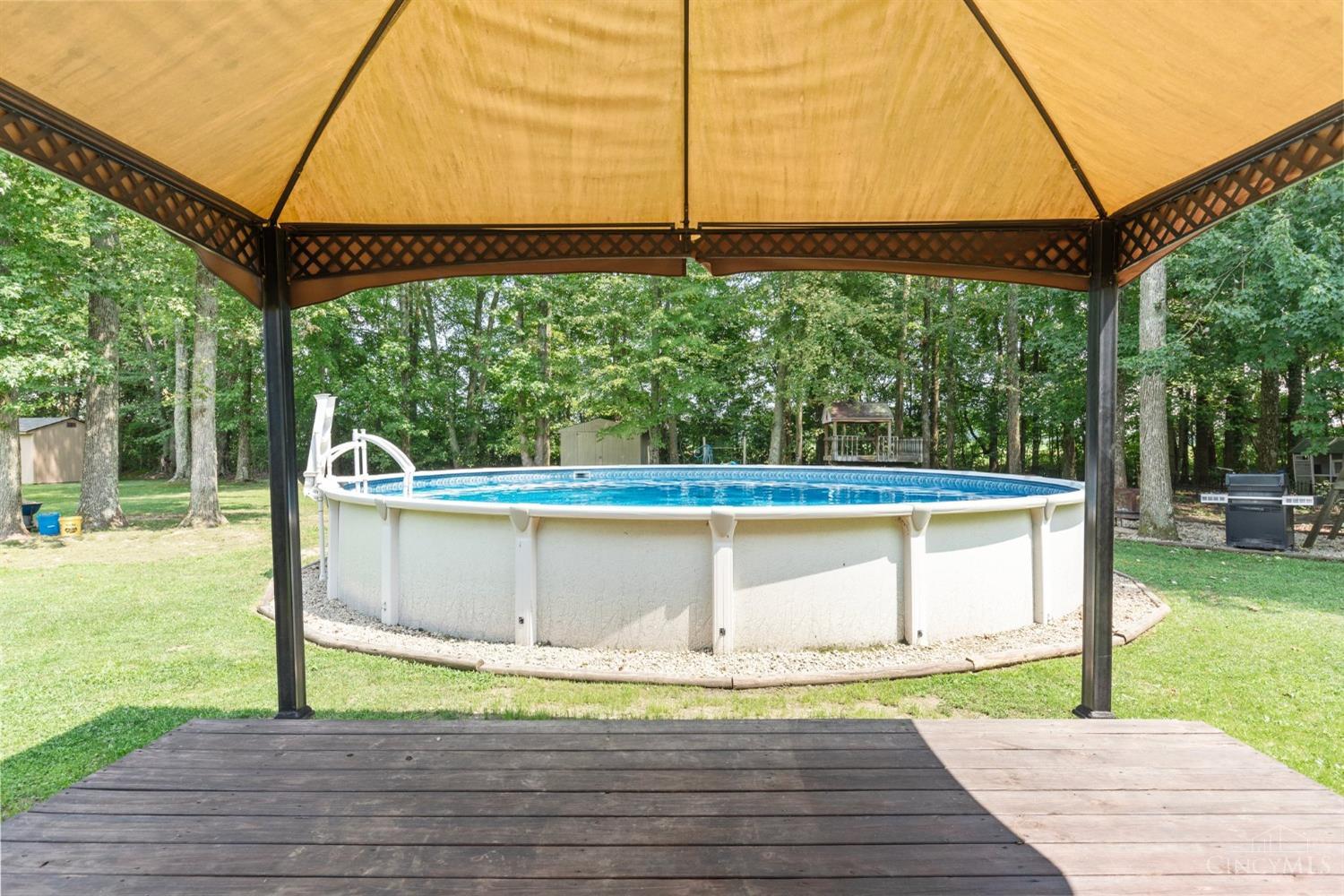122 Aaron Drive