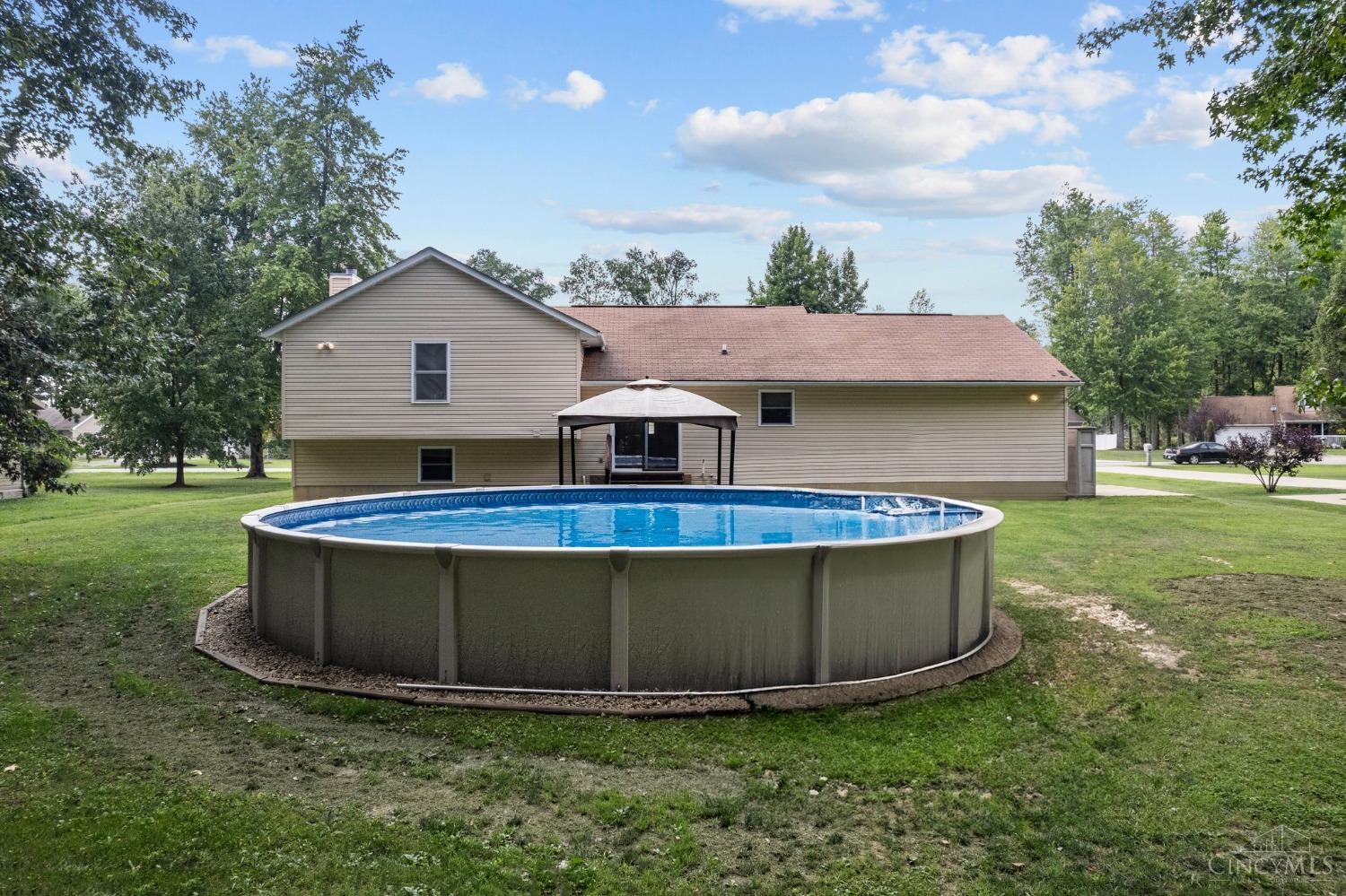 122 Aaron Drive