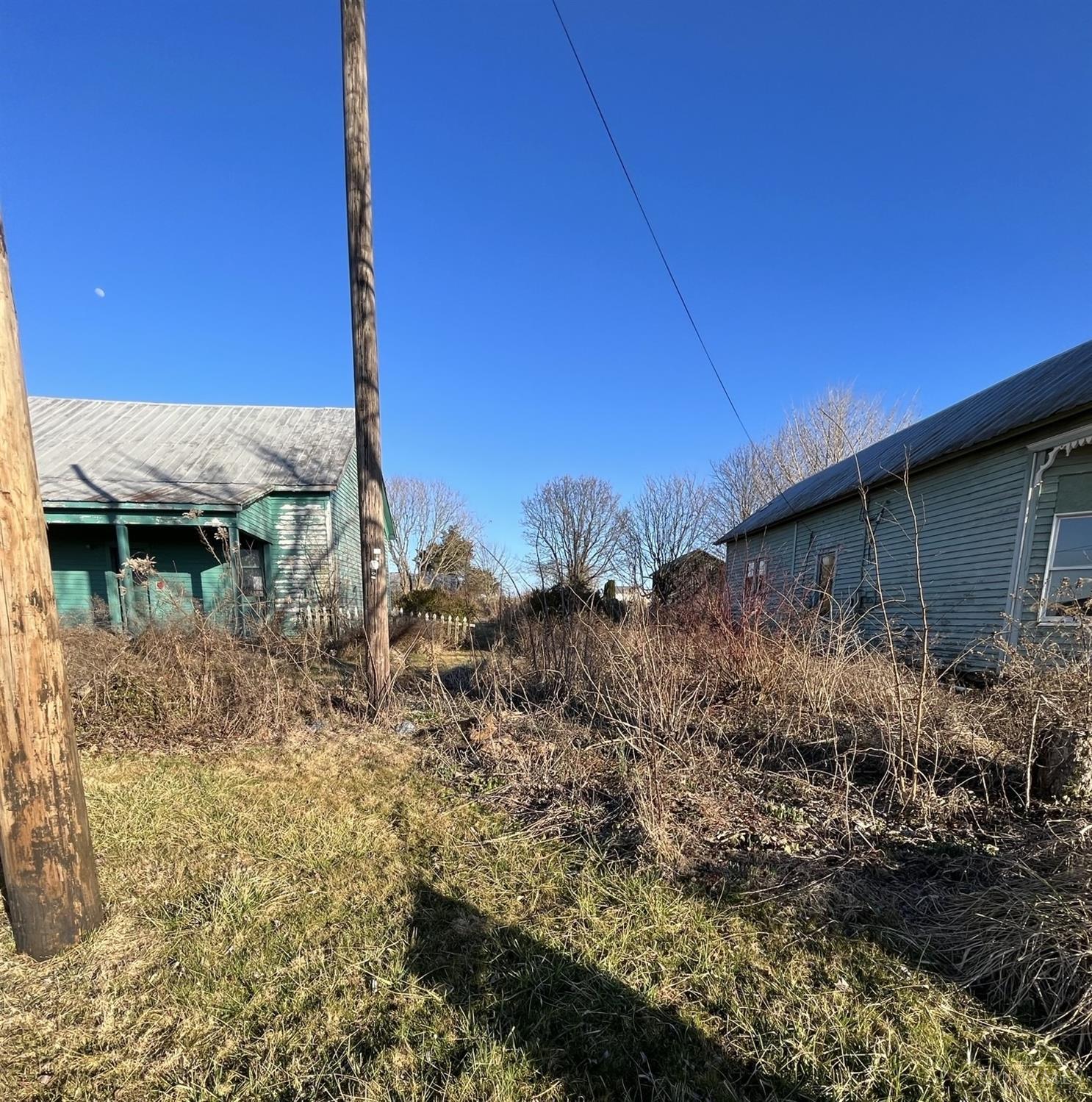 6542 Decatur Eckmansville Road