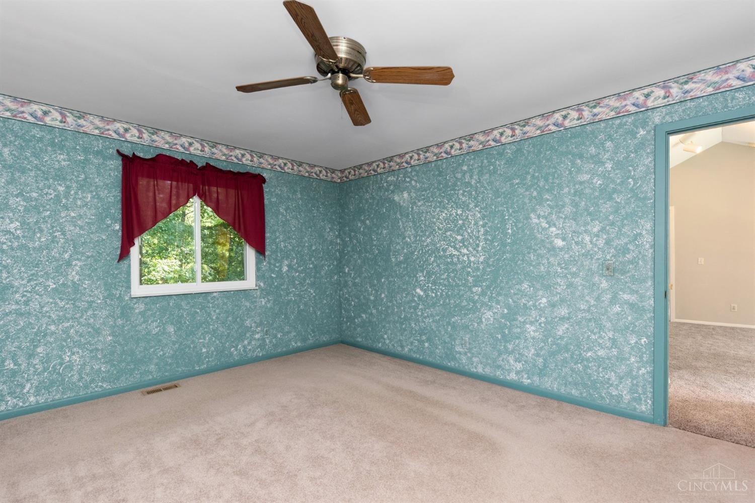 3742 Redthorne Drive