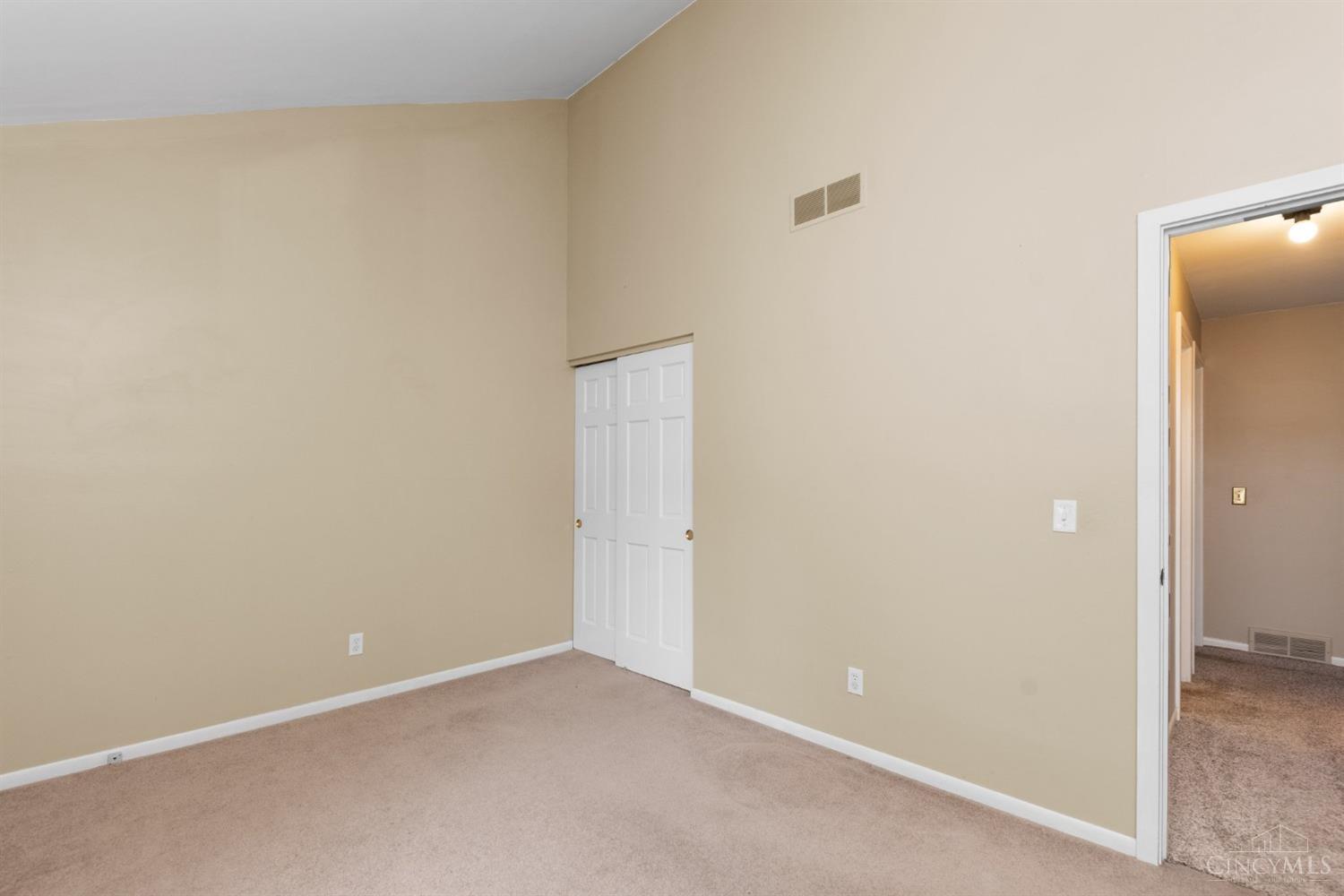 3742 Redthorne Drive