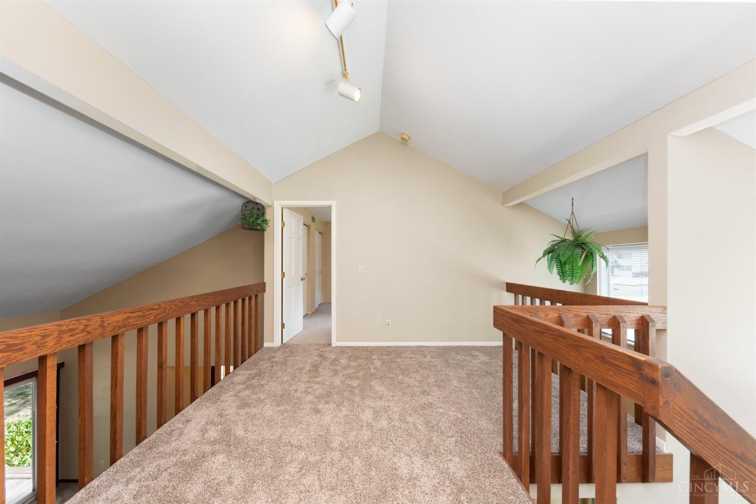 3742 Redthorne Drive