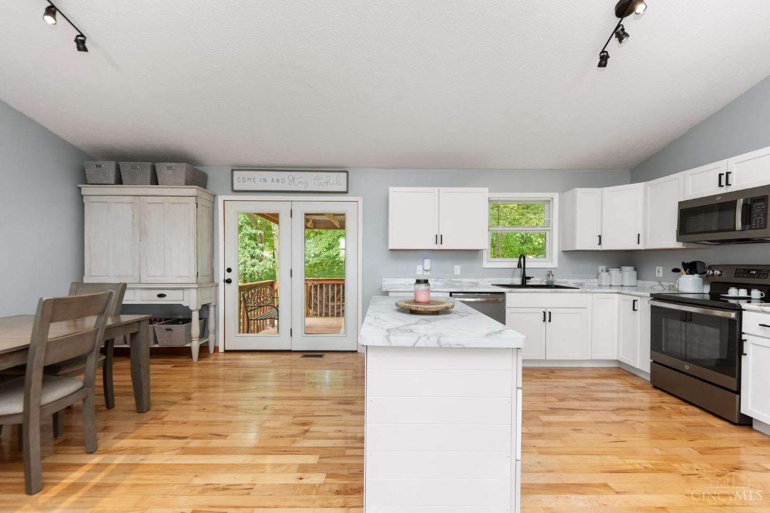 116 Stone Trace Drive