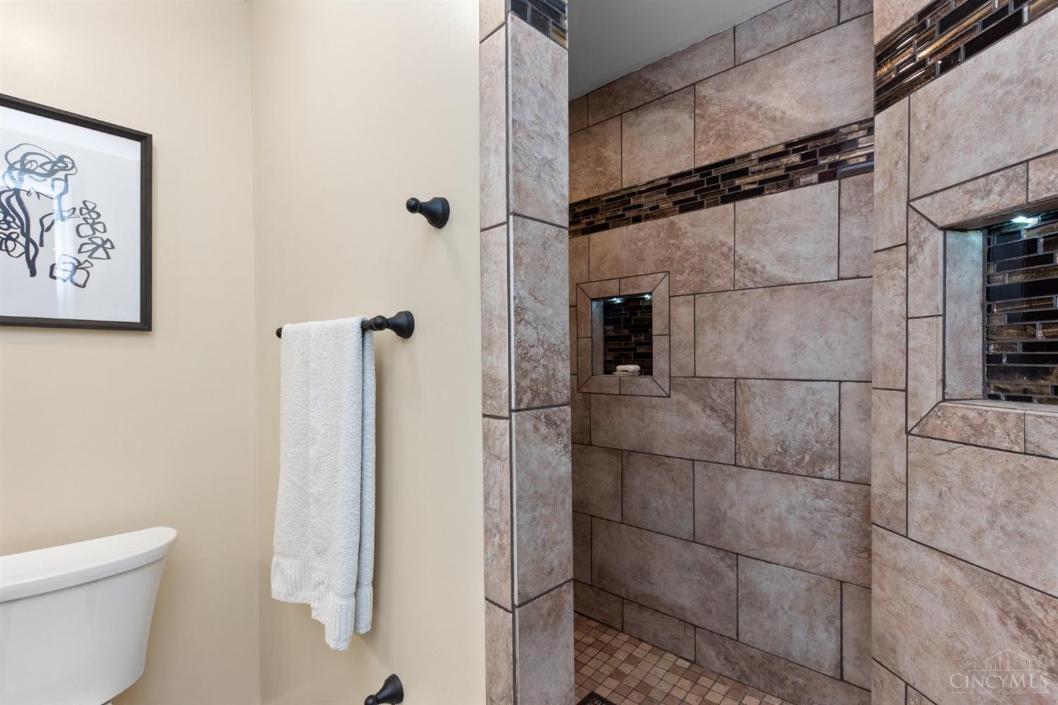 207 Woodland Crossing