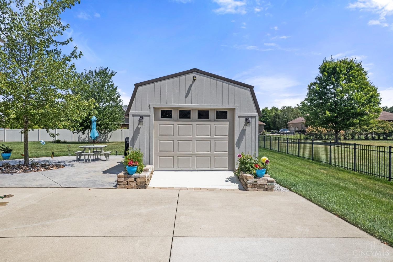 207 Woodland Crossing