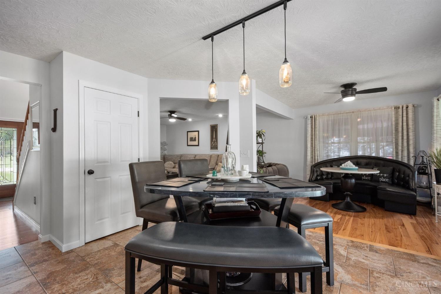 207 Woodland Crossing
