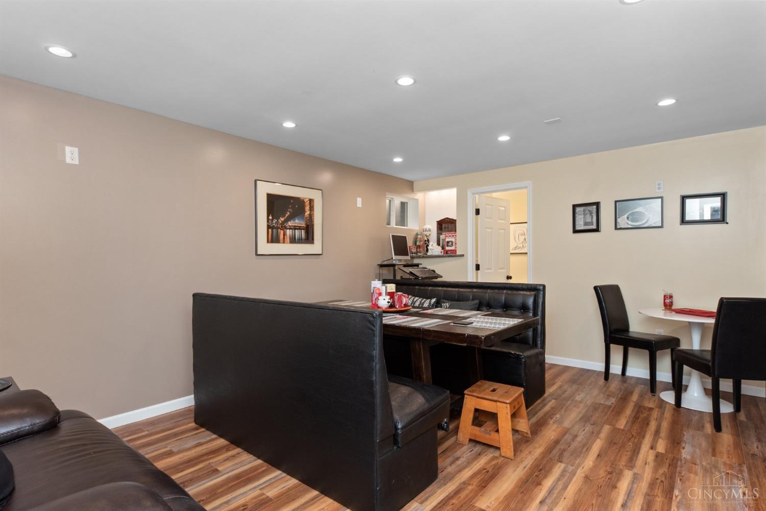 207 Woodland Crossing