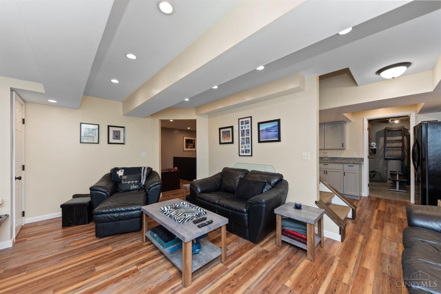 207 Woodland Crossing