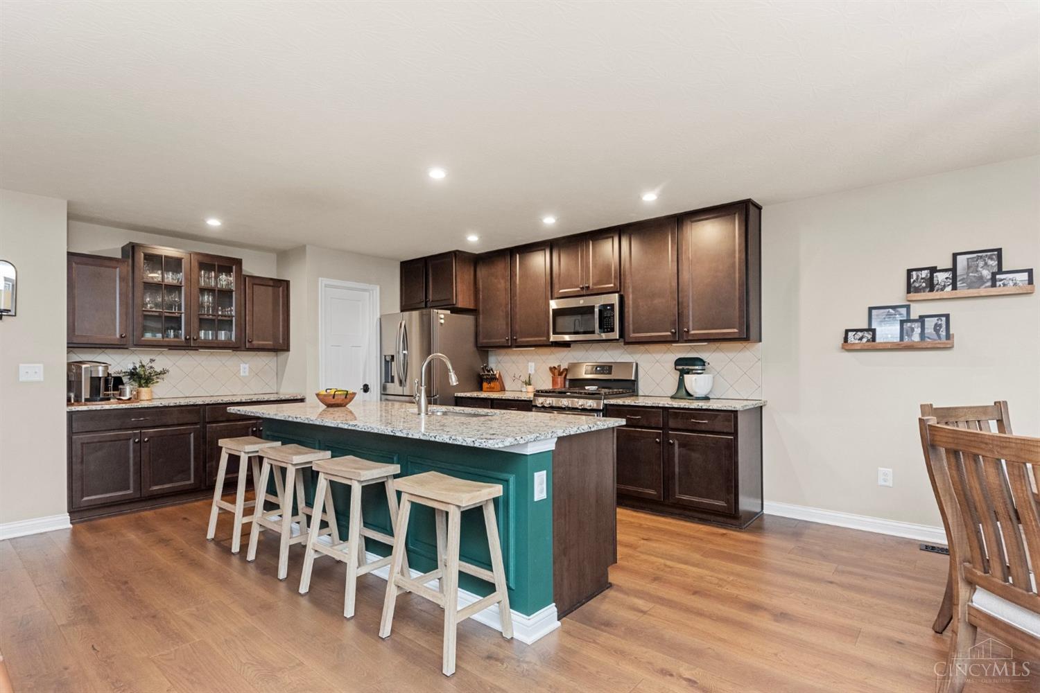 4777 Paddock Crossing