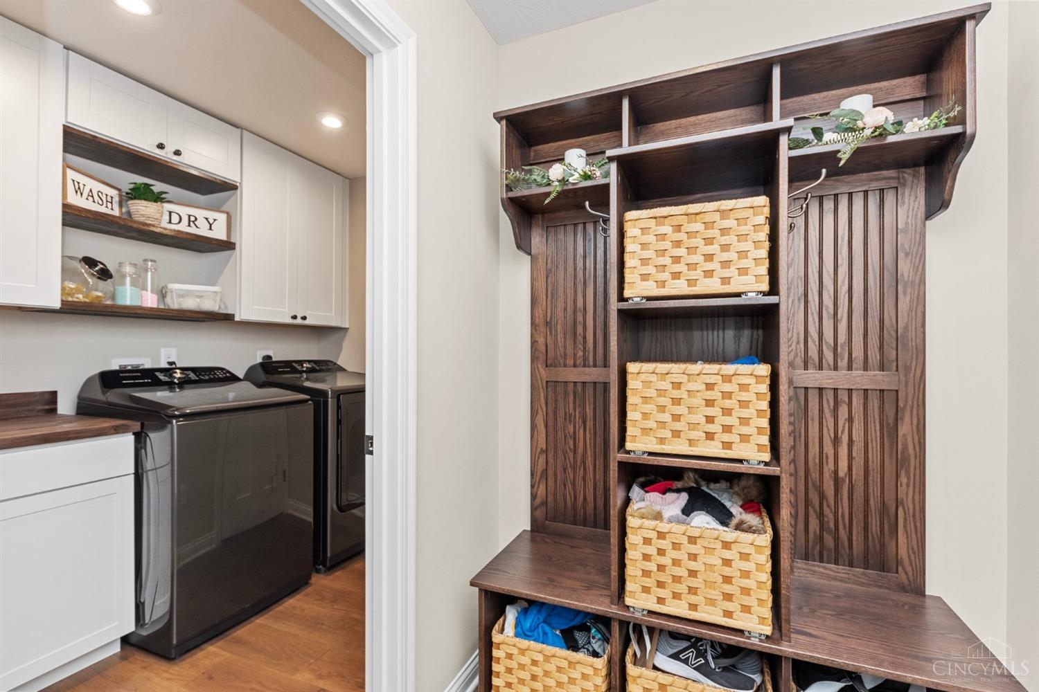 4777 Paddock Crossing