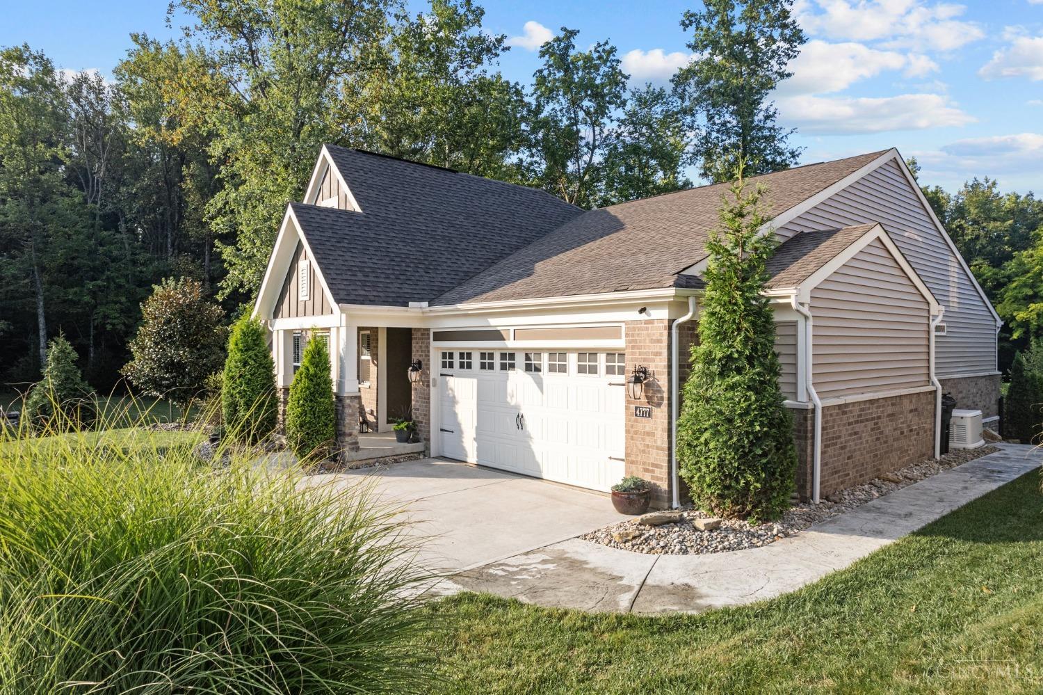 4777 Paddock Crossing