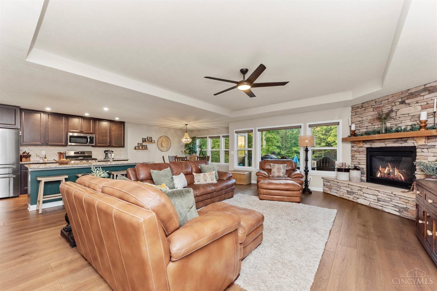 4777 Paddock Crossing