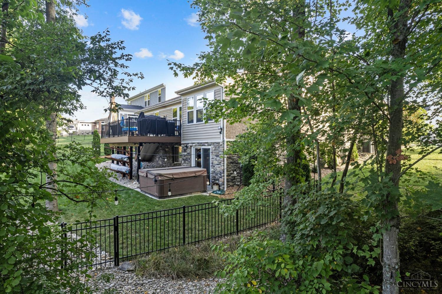 4777 Paddock Crossing