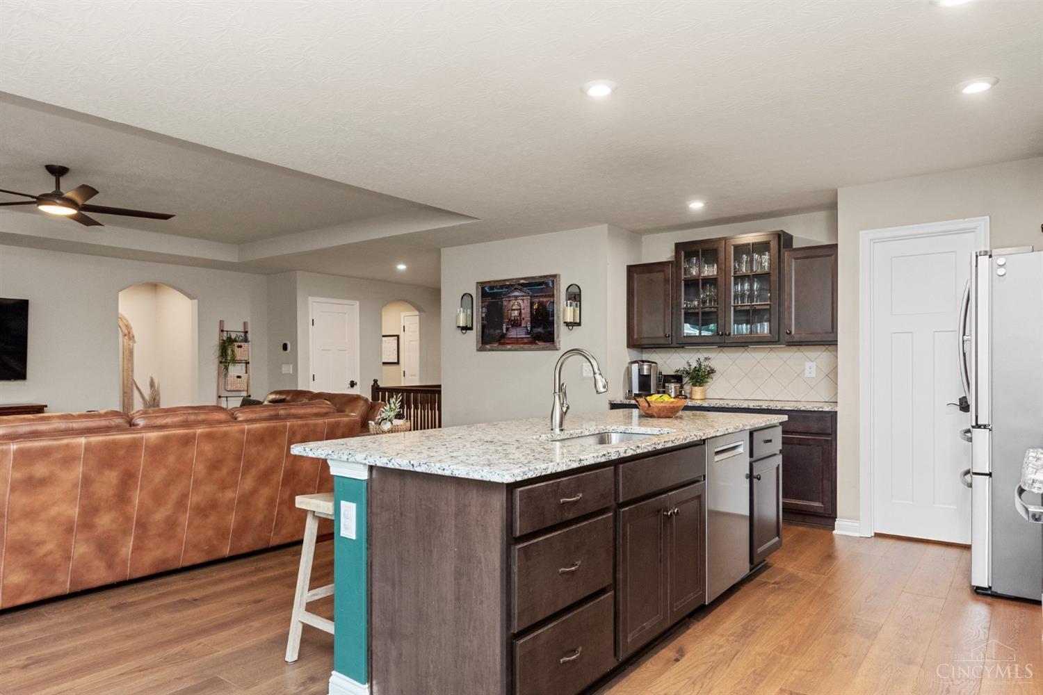 4777 Paddock Crossing