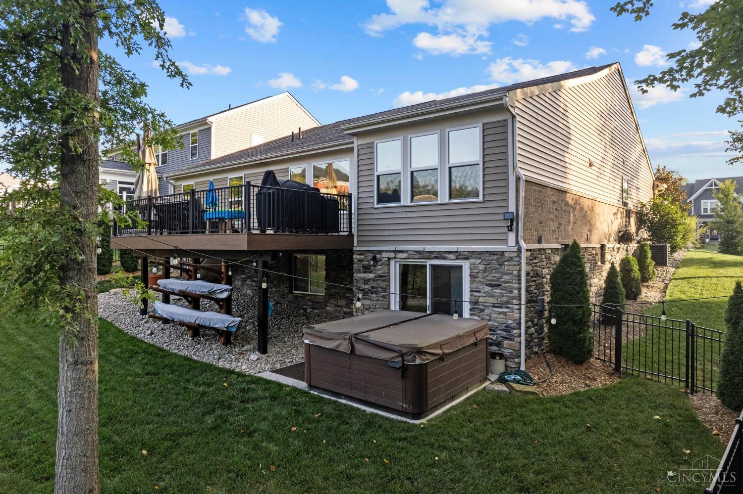 4777 Paddock Crossing