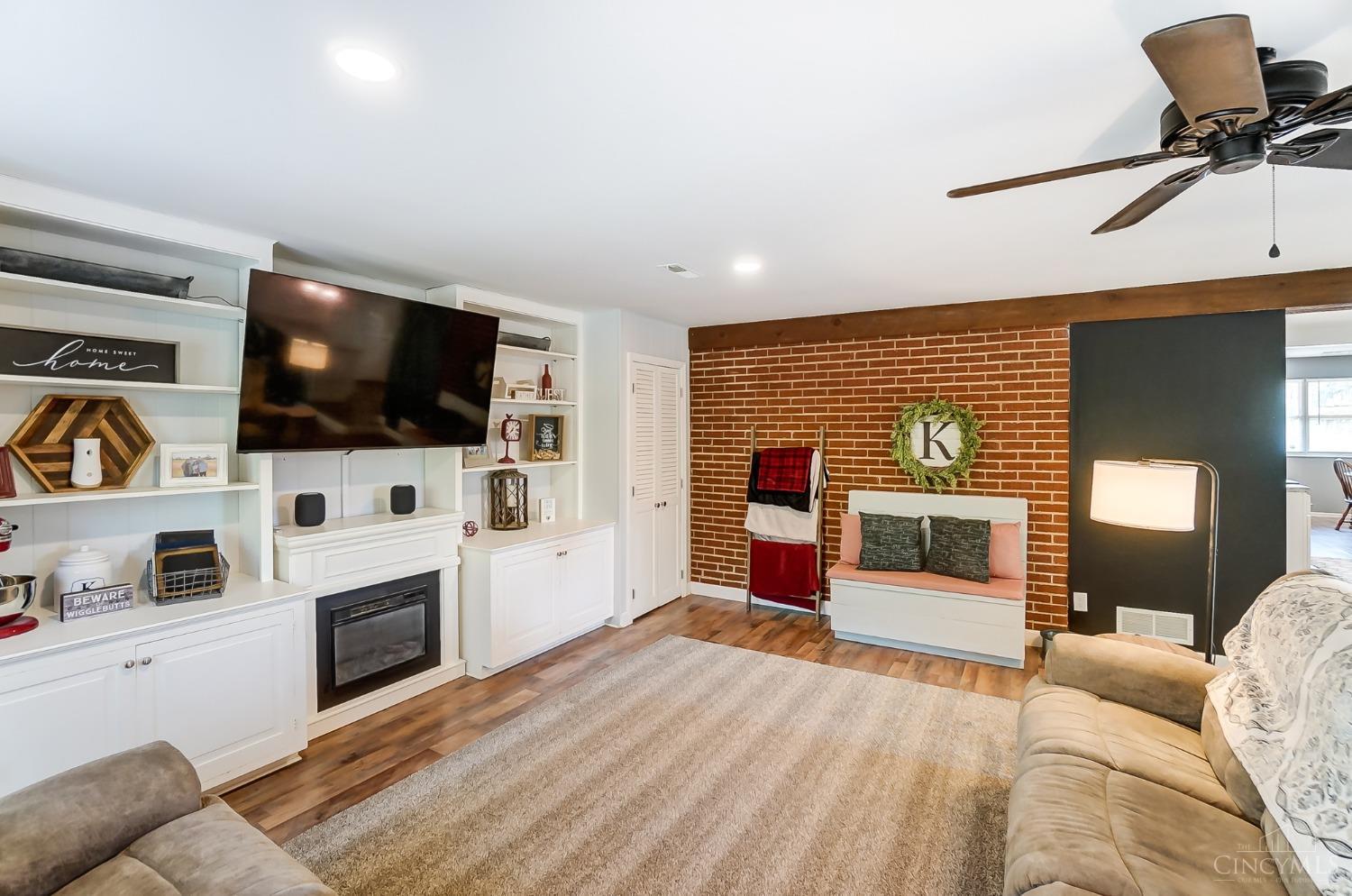 981 Seminole Trail