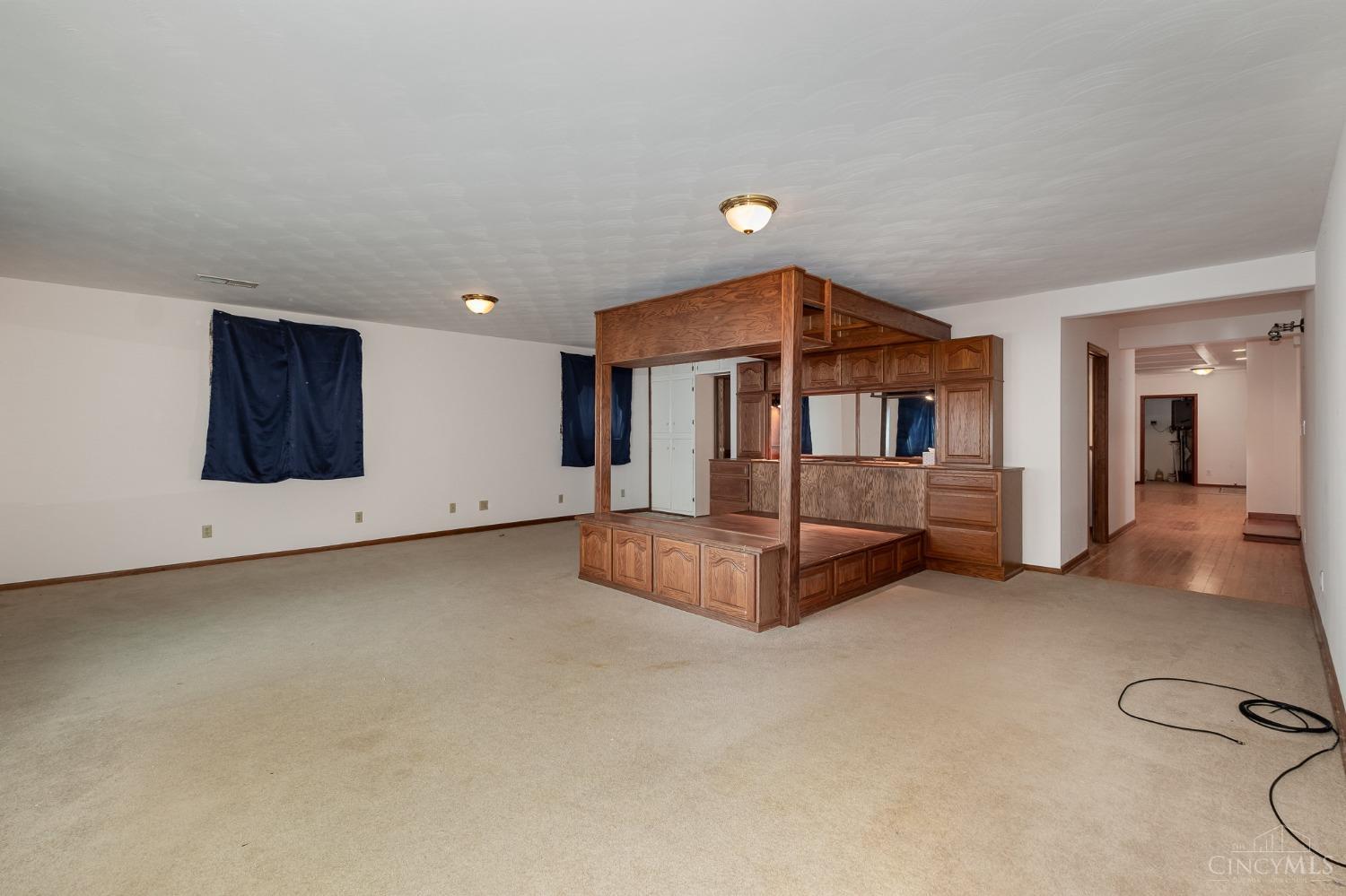 8541 Louderback Road