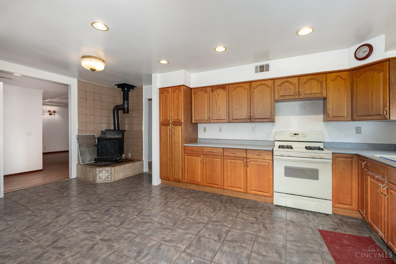 8541 Louderback Road