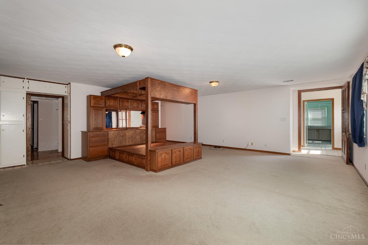 8541 Louderback Road