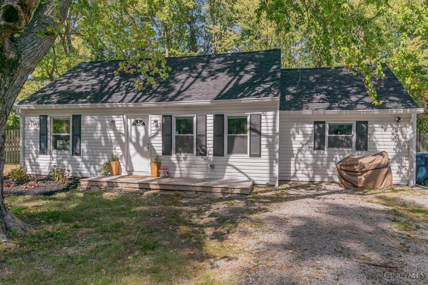 18 Woodruff Lane