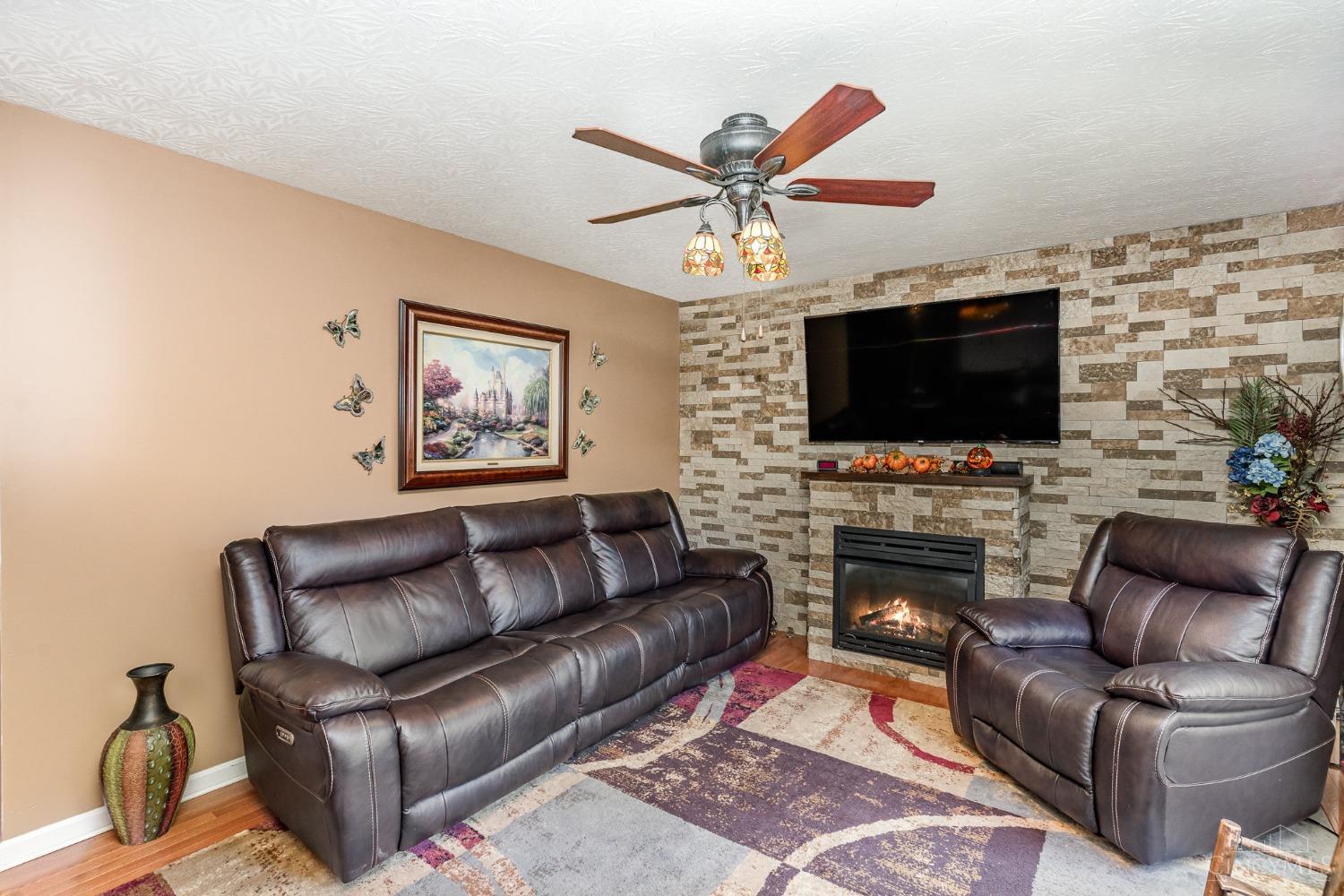 4966 St Rt 133