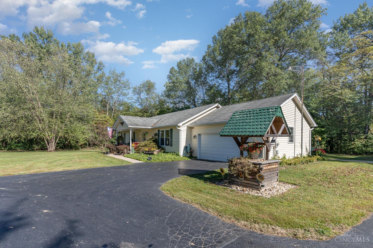4966 St Rt 133