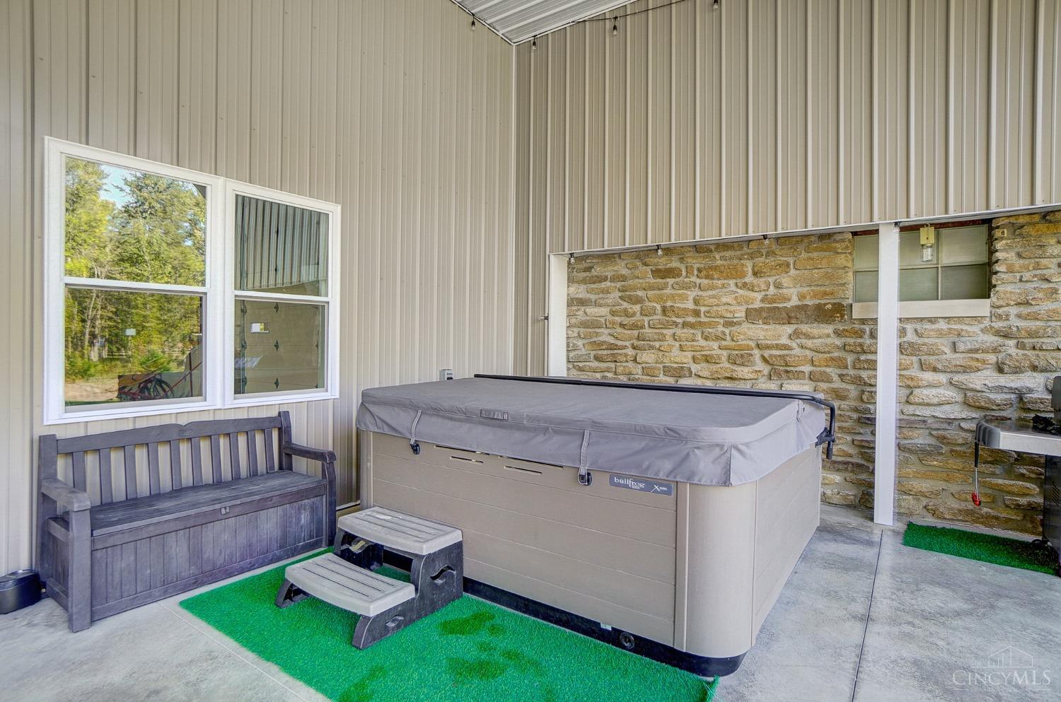 2741 White Oak Valley Road