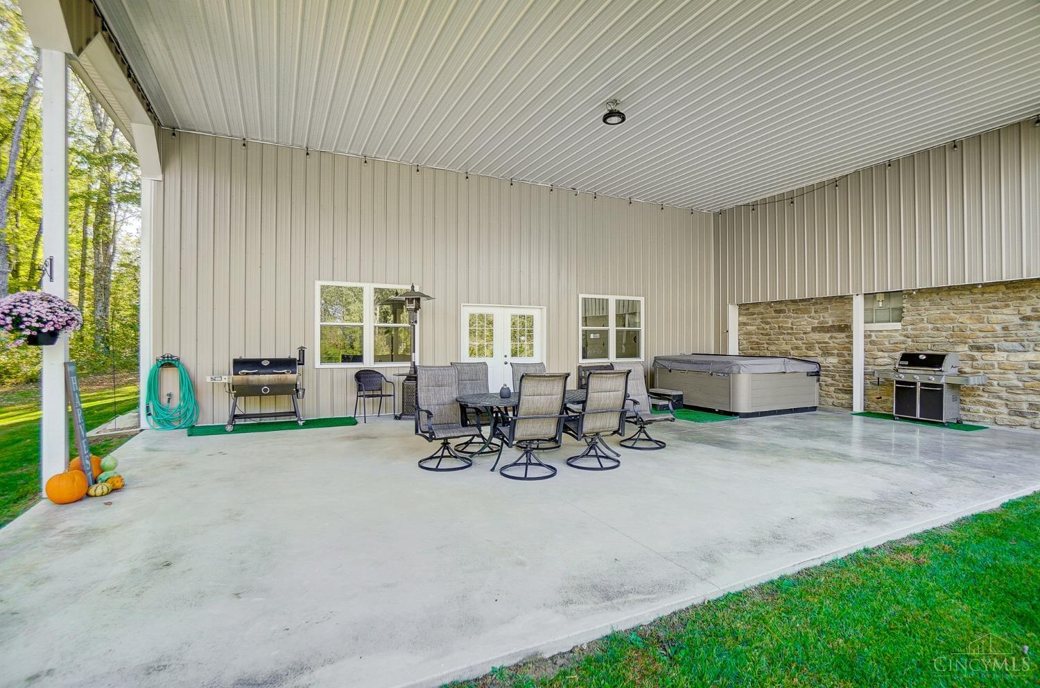 2741 White Oak Valley Road