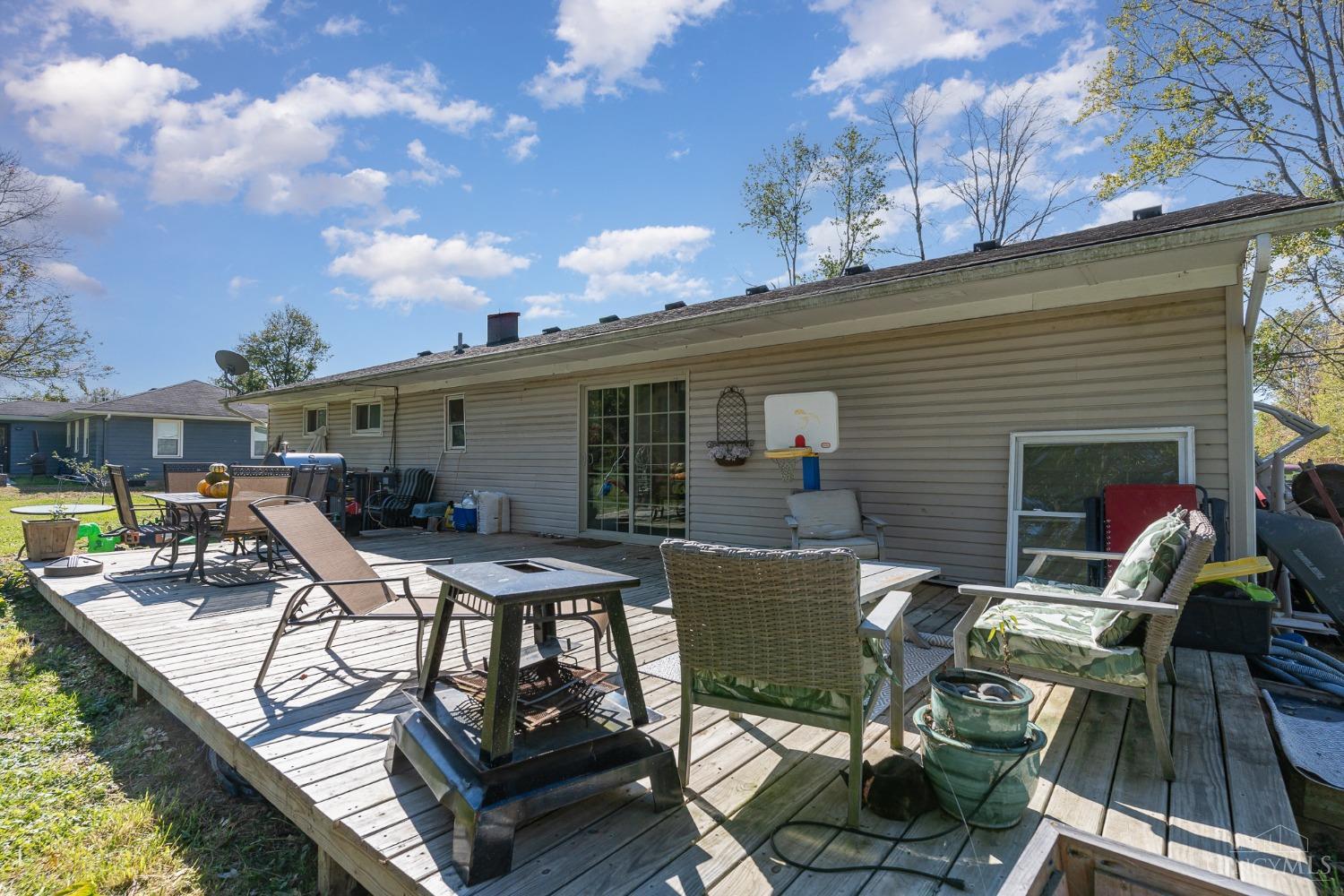 6428 Smith Road