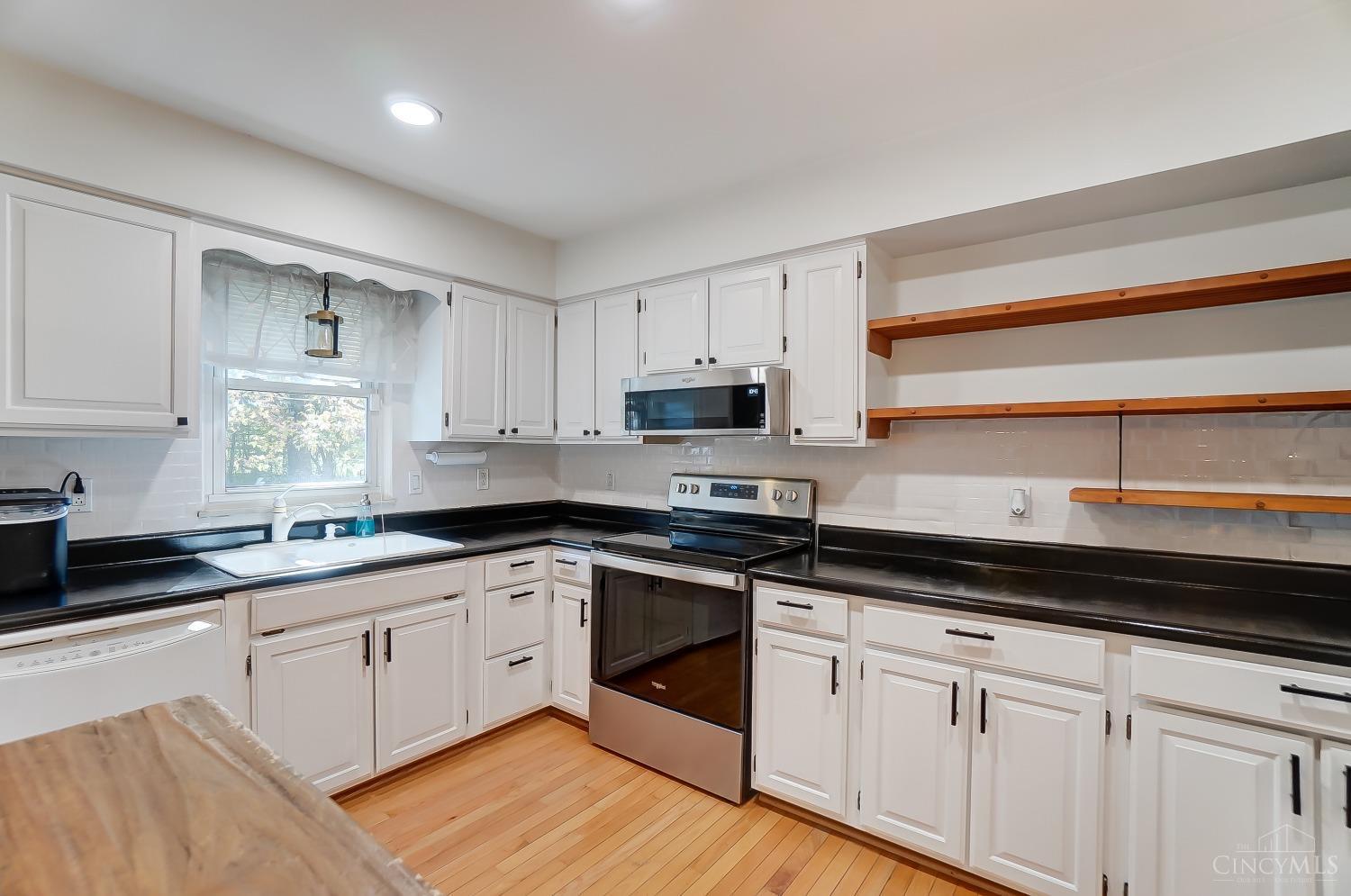 279 S Third Street