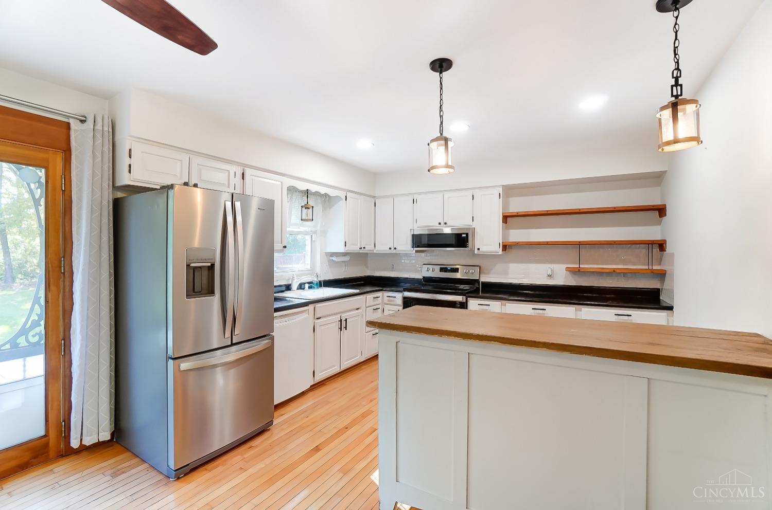 279 S Third Street