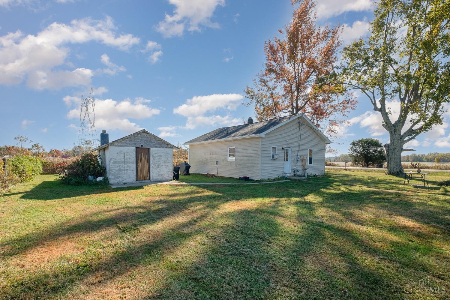 6137 Delhi Arnheim Road