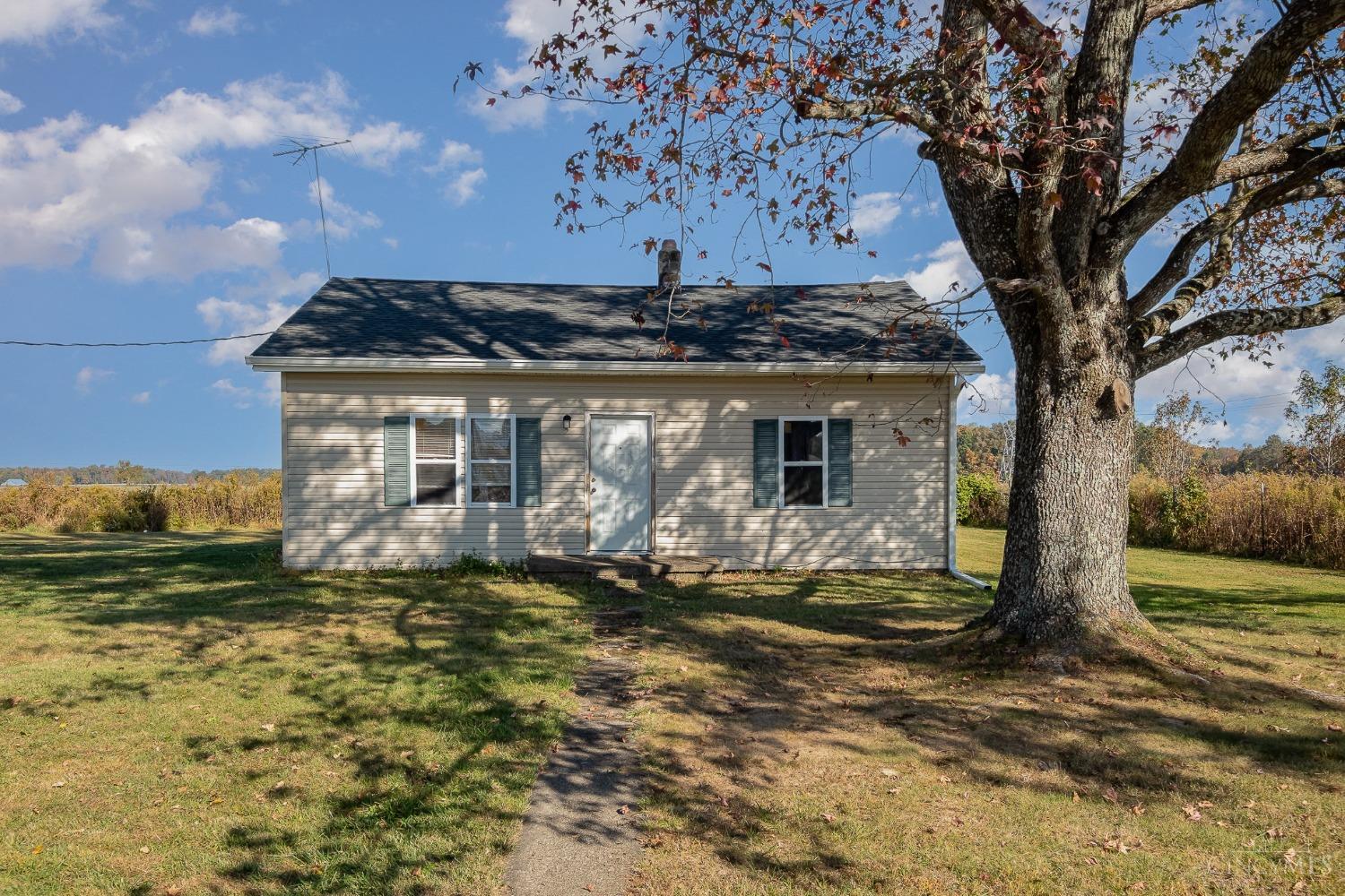 6137 Delhi Arnheim Road