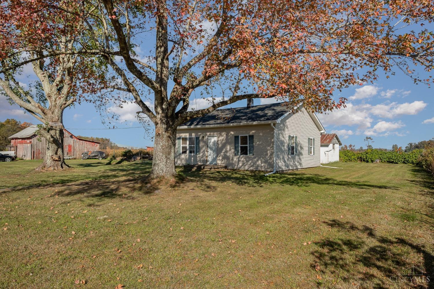 6137 Delhi Arnheim Road