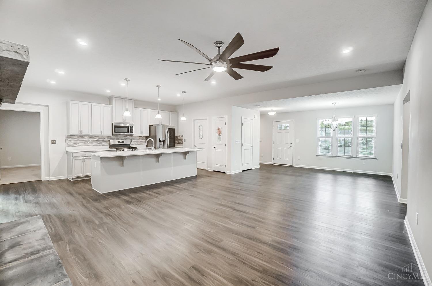 2336 Bridgewater Drive