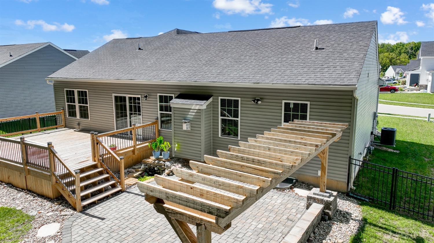 2336 Bridgewater Drive