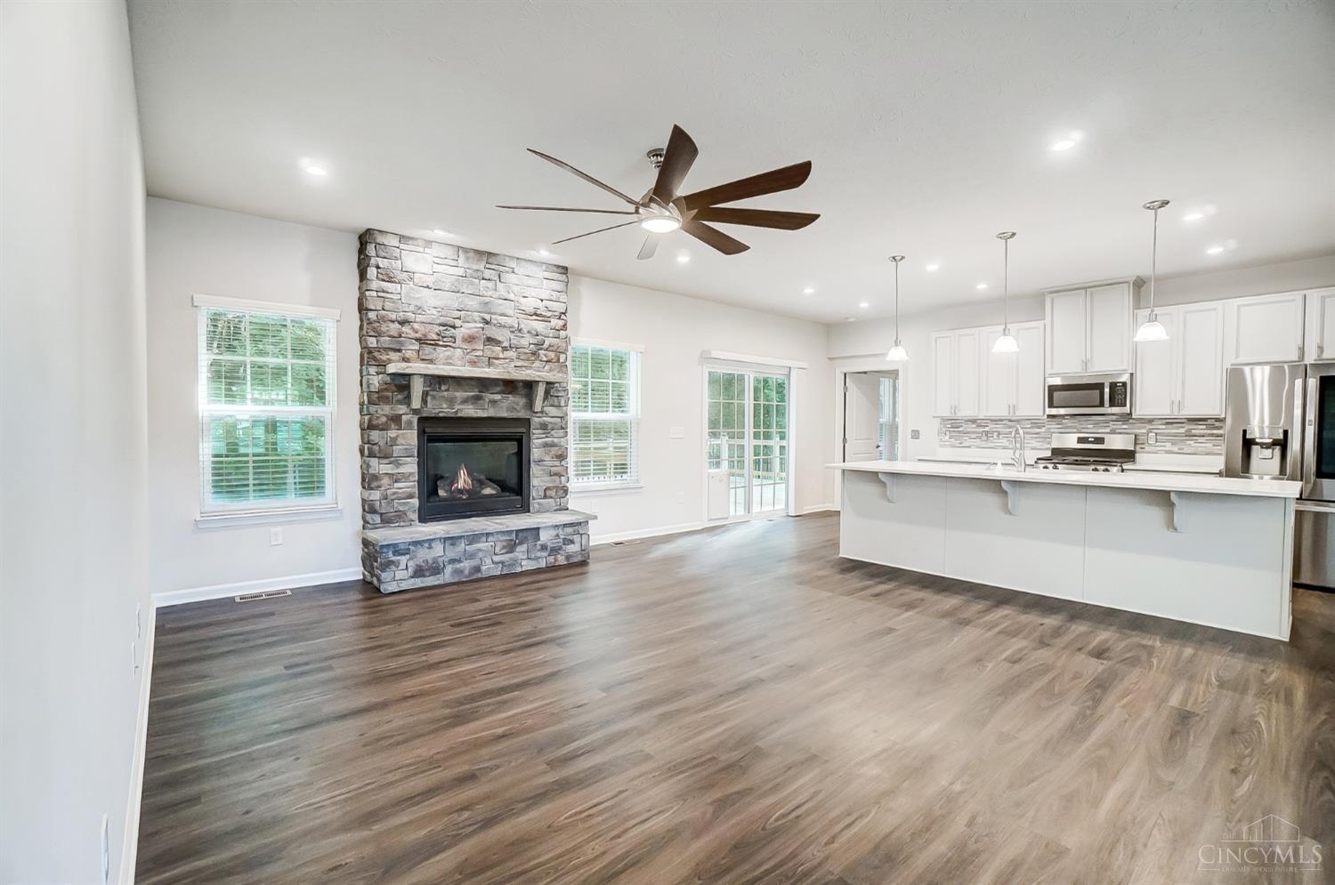 2336 Bridgewater Drive