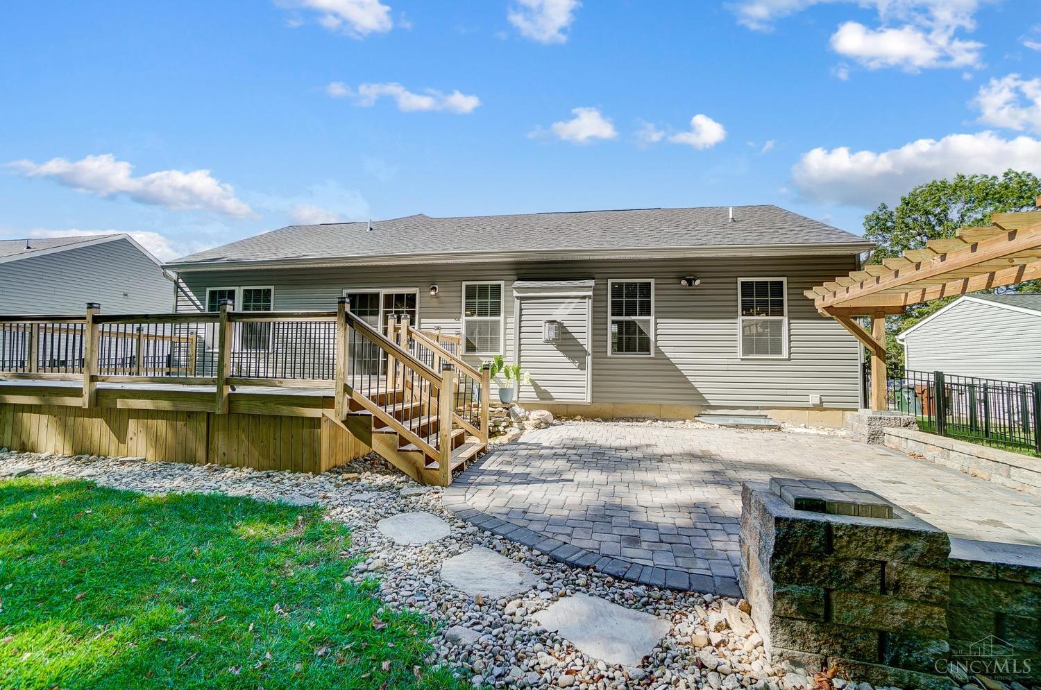 2336 Bridgewater Drive