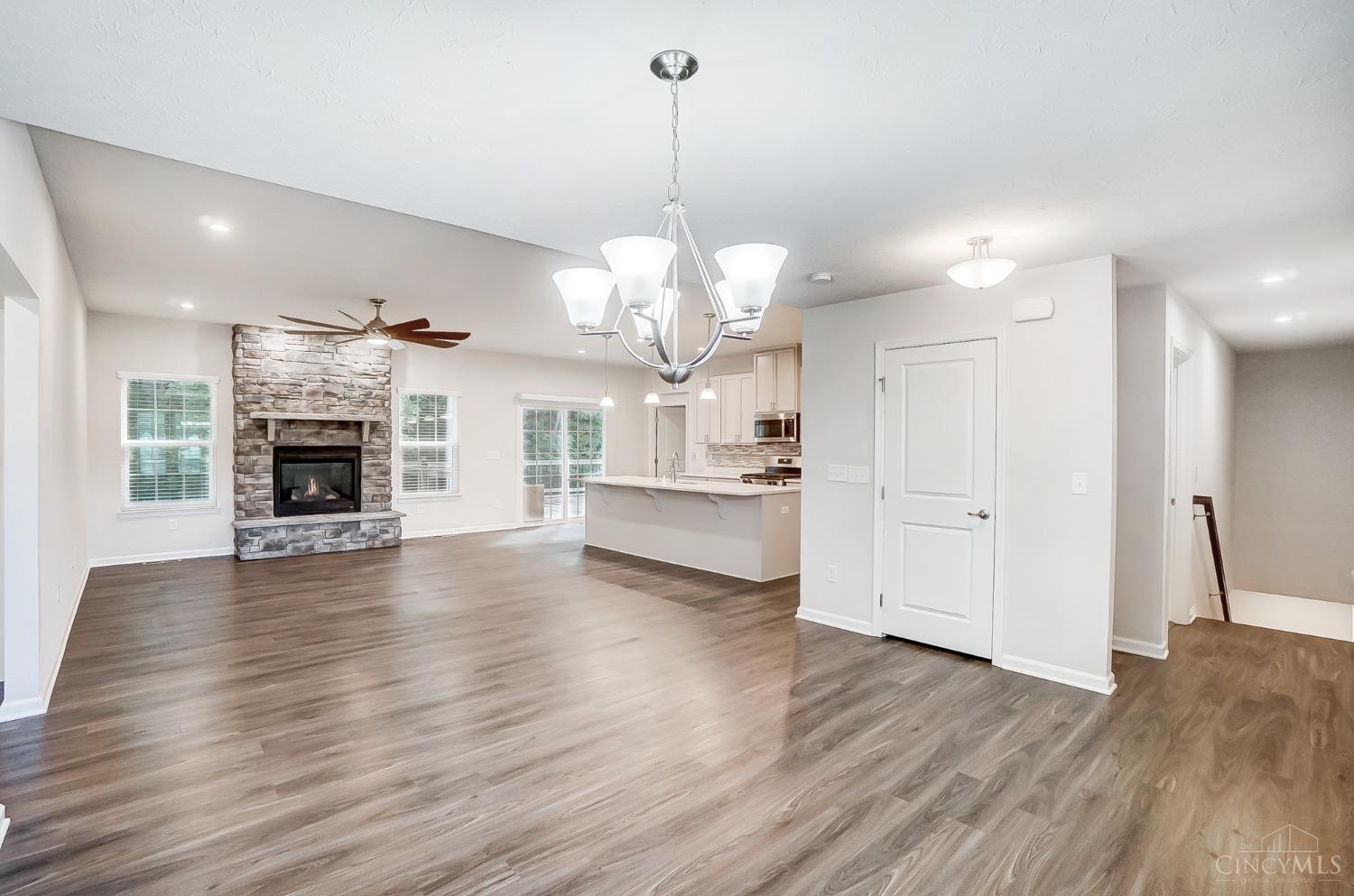 2336 Bridgewater Drive