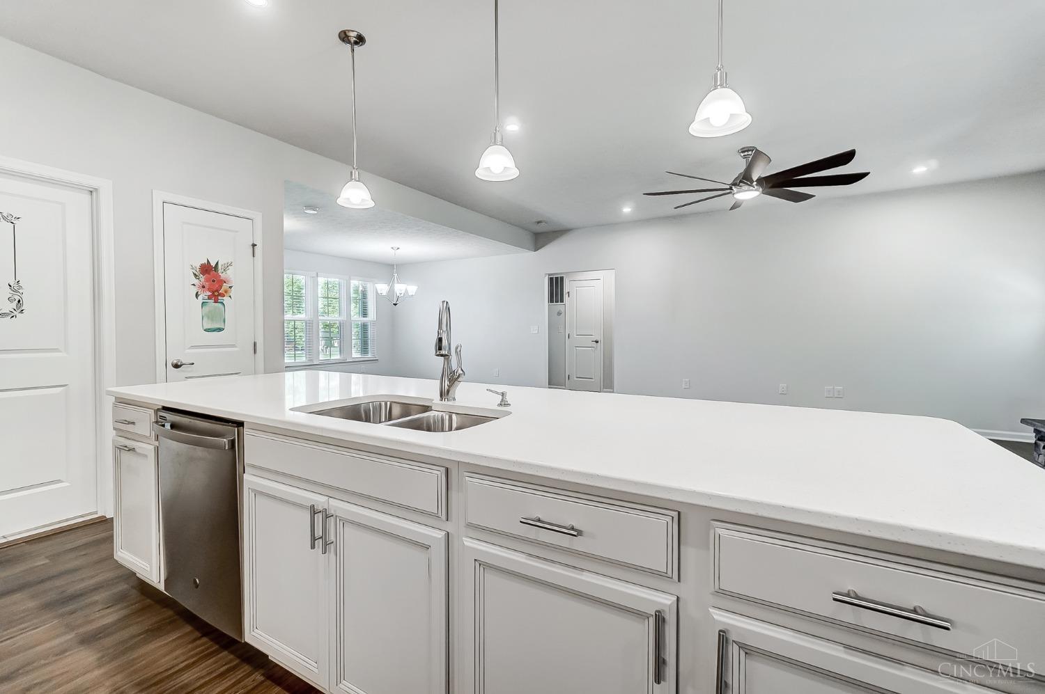 2336 Bridgewater Drive