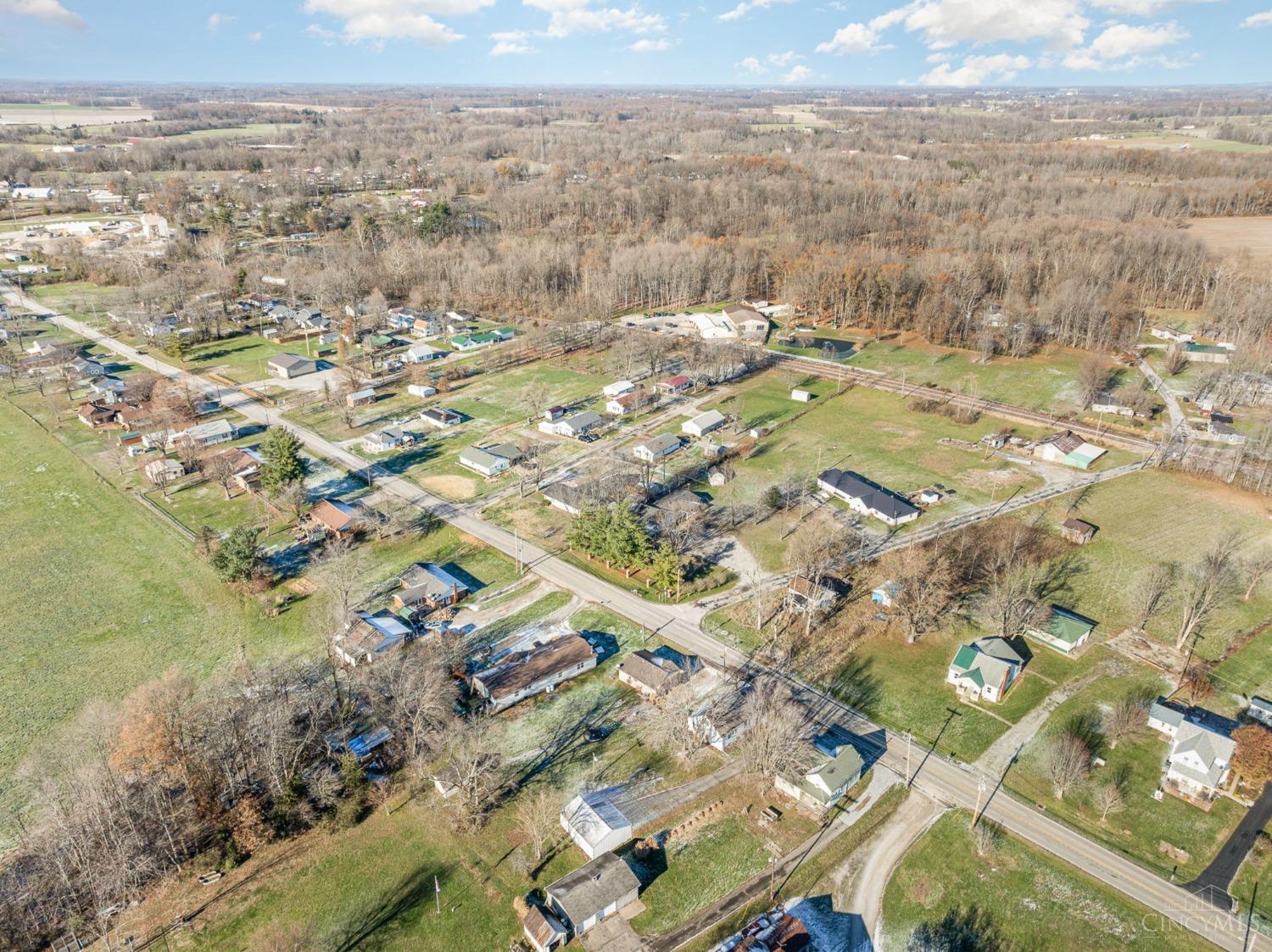 7504 Tri County Highway