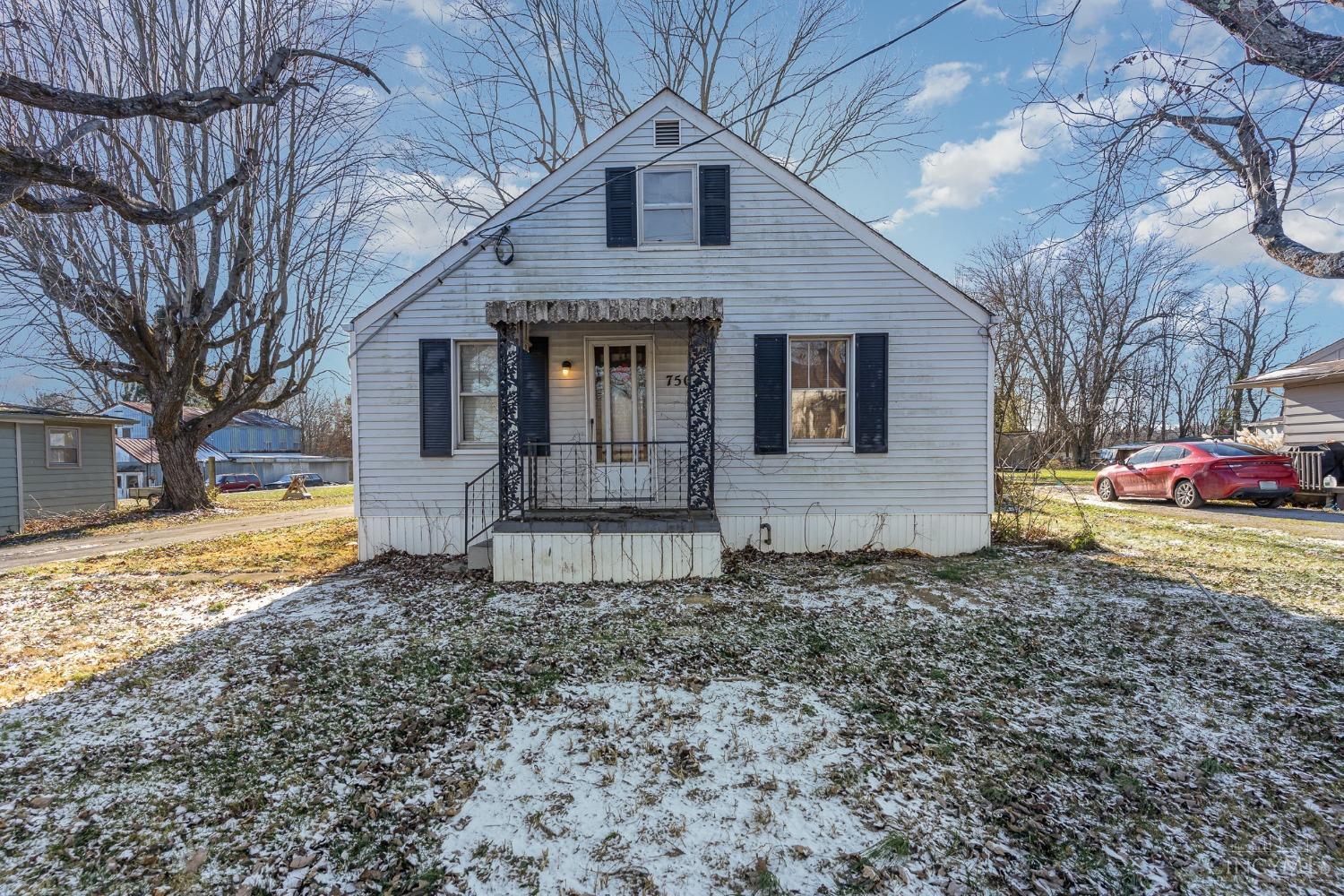 7504 Tri County Highway