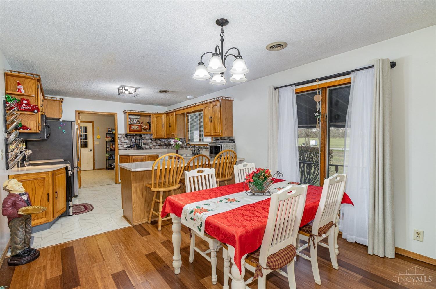 904 Linda Vista Drive